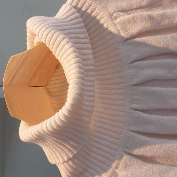 Short sleeve turtle neck - Picture 2 of 4